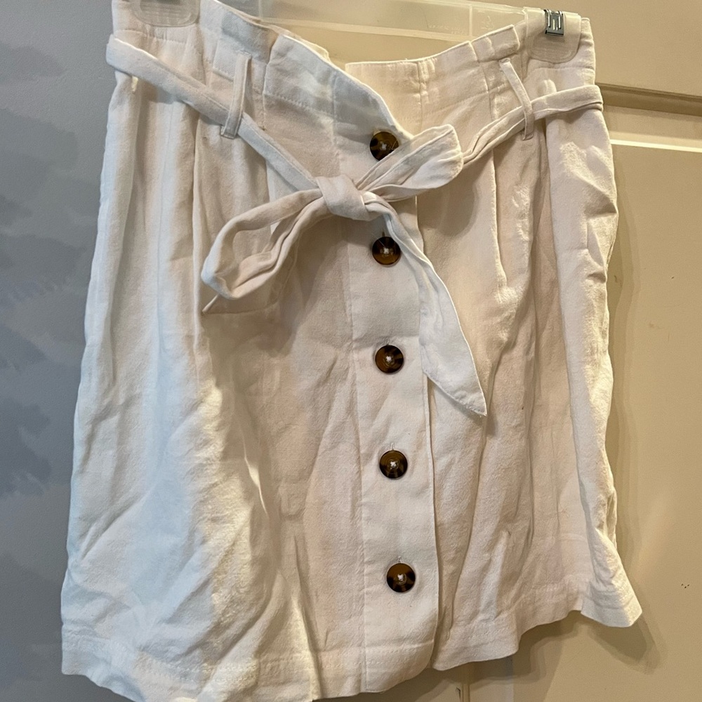 Abercrombie button skirt with tie belt